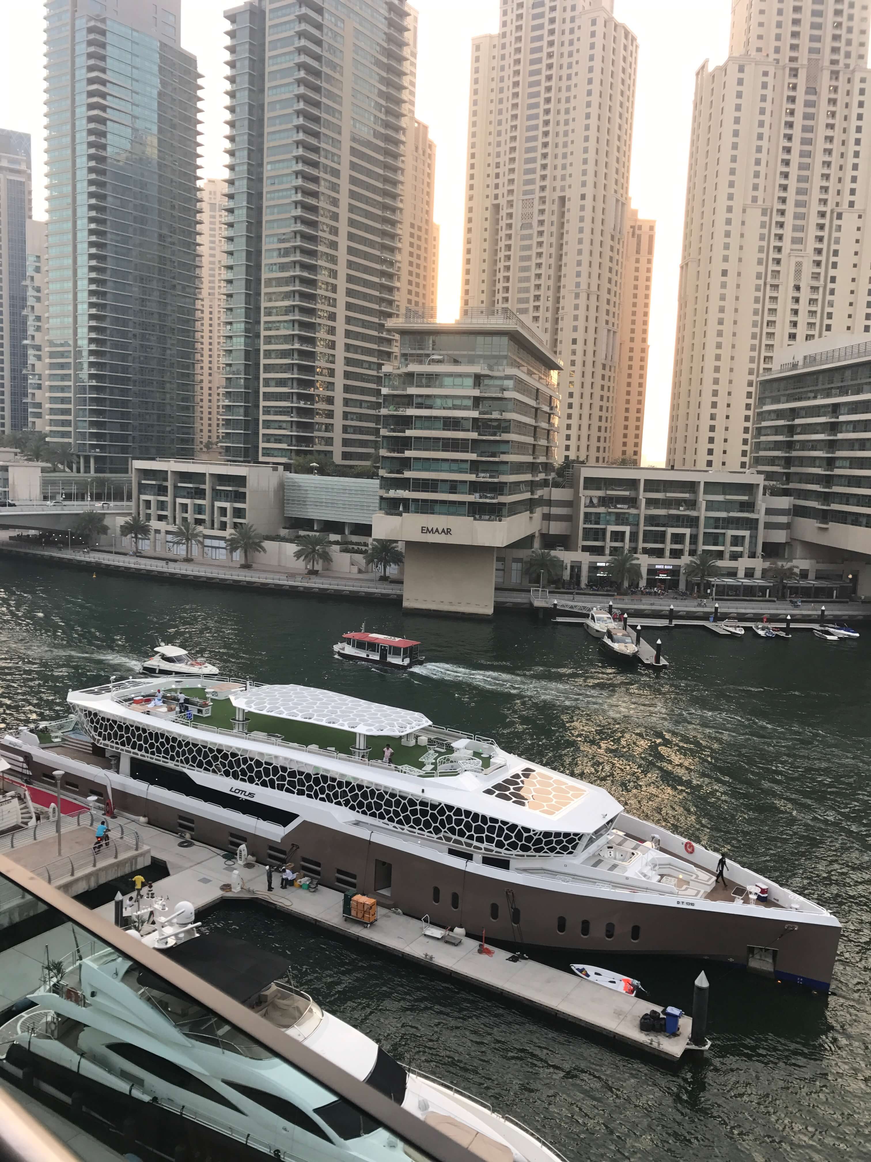 Mega Yacht Up To 500 Guests Dubai FSW Events